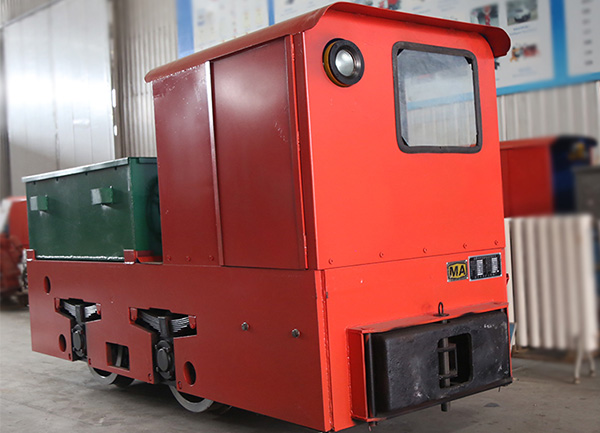 2.5吨蓄电池电机车