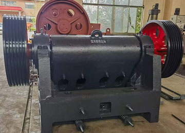 PE800×1060颚式破碎机