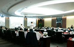 中煤集团领导应邀参加济宁市信息产业重点企业座谈会