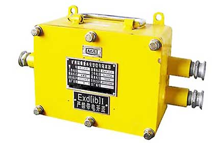 KJ326-A隔爆兼本安型信号隔离器图片