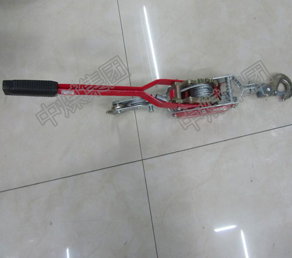 钢丝绳拉紧器